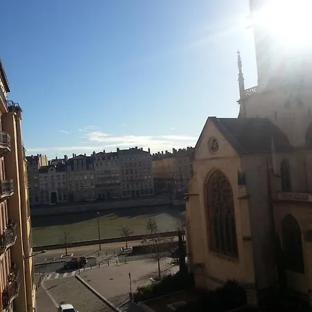 La Clef De St Georges Apartment